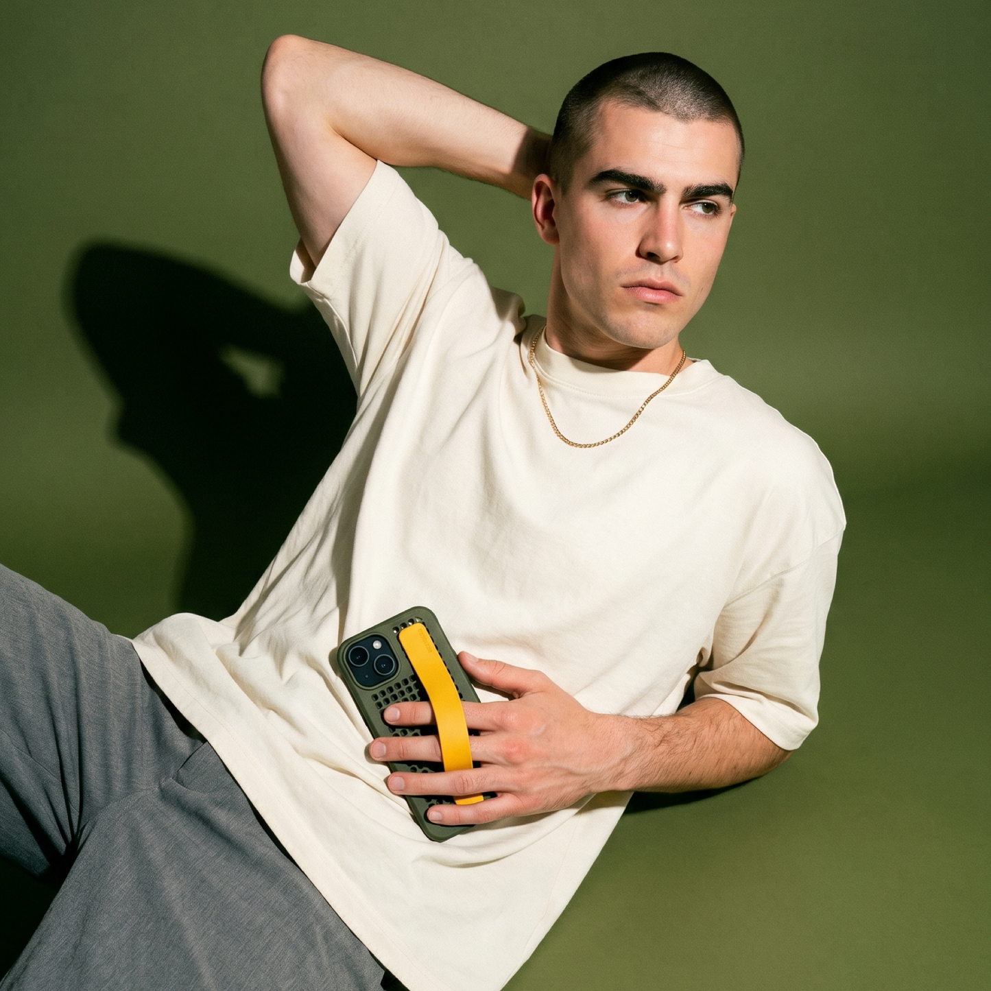 Case & Strap - iPhone 13/14/15/16e/17e